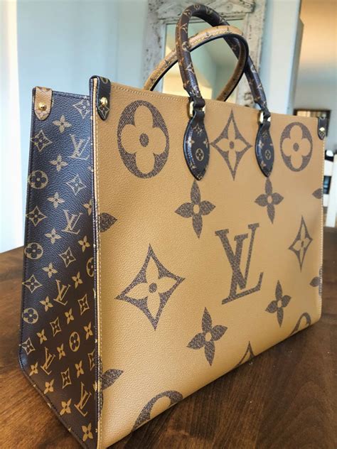 louis vuitton tote bag on the go